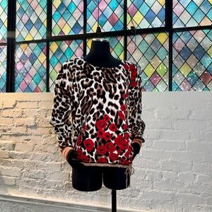 VENUS Leopard Print Sweater with Red Floral Accents